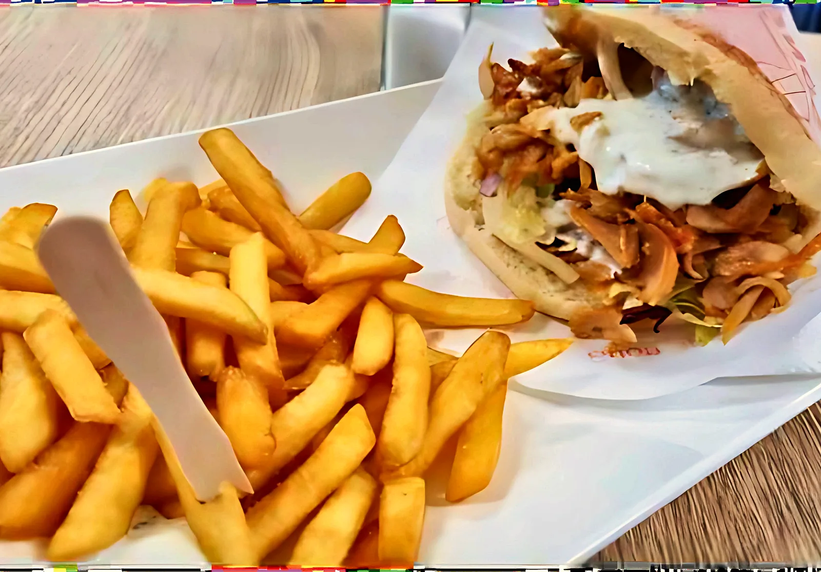 Frites fraîches et kebab
